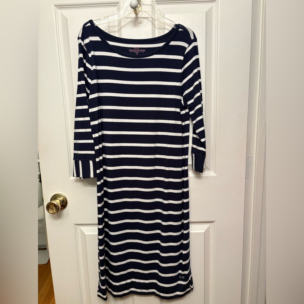 Vineyard Vines Long Sleeve Navy and White Dress